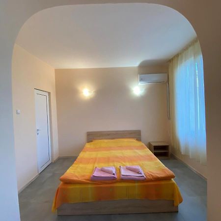 Hostel Shabla Extérieur photo